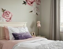 Secondary bedroom in the Aurora showhome by Alquinn Homes in Woodbend, Leduc.